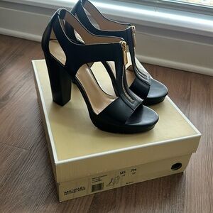 Michael Kors Berkley Sandal Leather Black 7